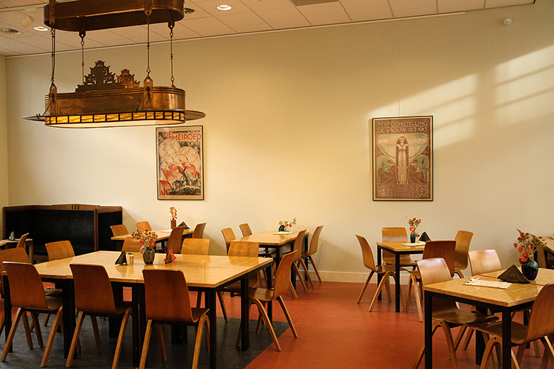 Museum Café Het Schip door Babette Smits van Waesberghe